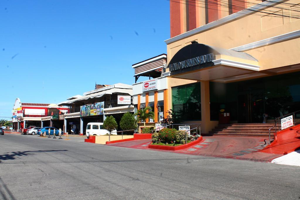 Iloilo Business Hotel Bagian luar foto