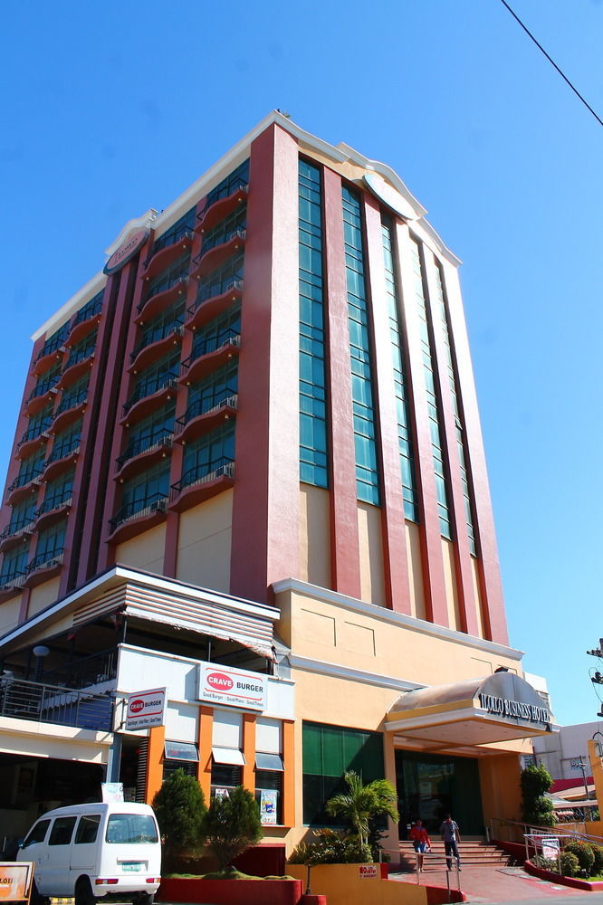 Iloilo Business Hotel Bagian luar foto