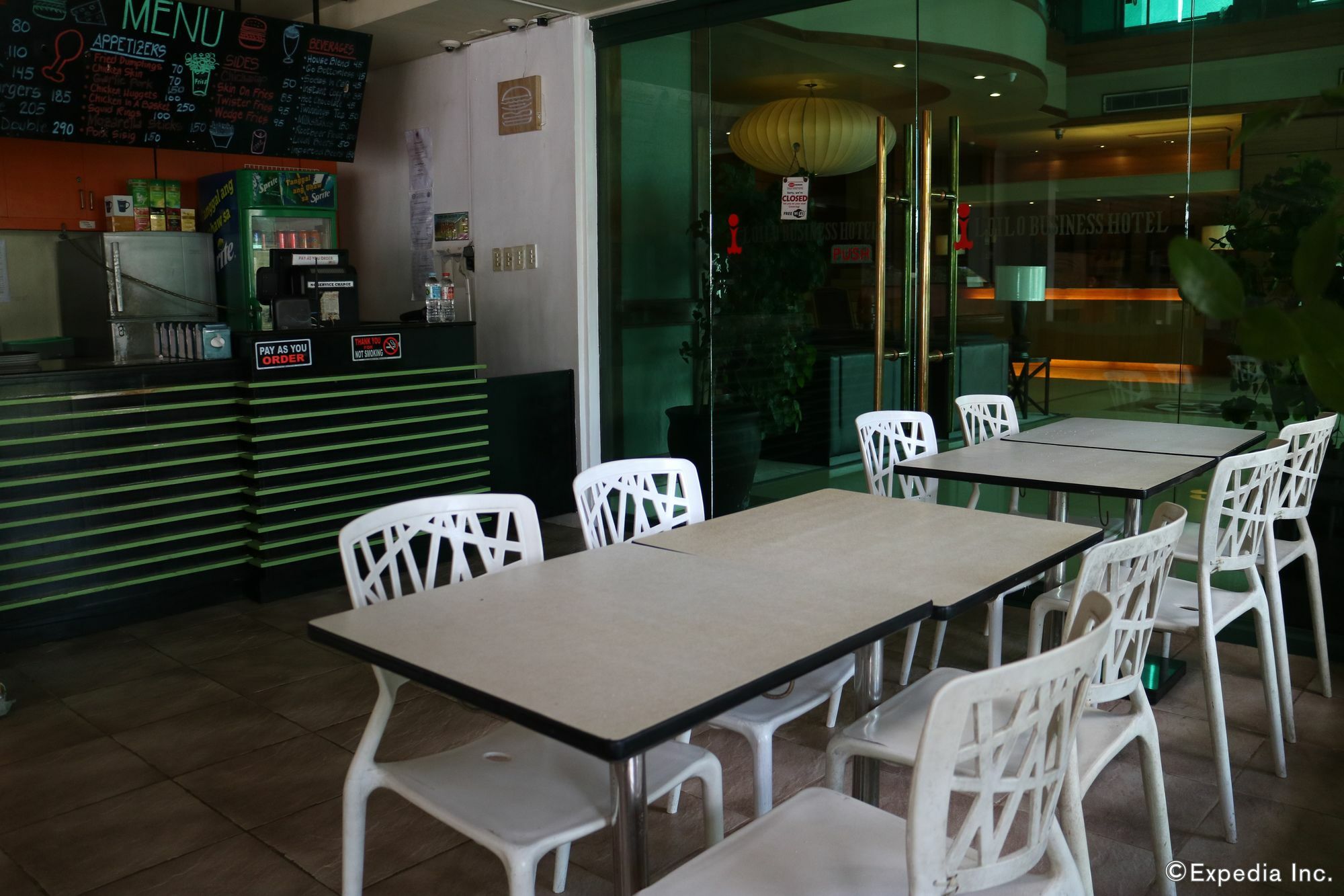 Iloilo Business Hotel Bagian luar foto